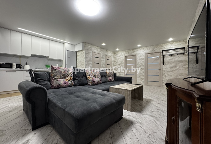 Днепровский бульвар 66